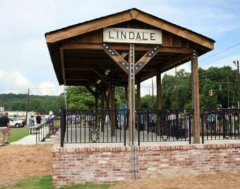 Floyd County Looking to Clean Up Lindale