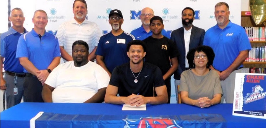 Model High Basketball Star Signs with Uof South Carolina Aiken