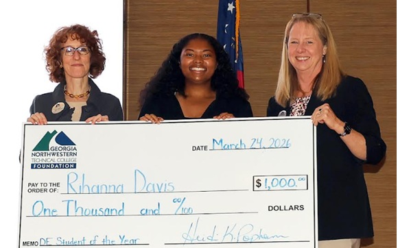 Rihanna Davis named GNTC’s 2026 Dual Enrollment Student of the Year