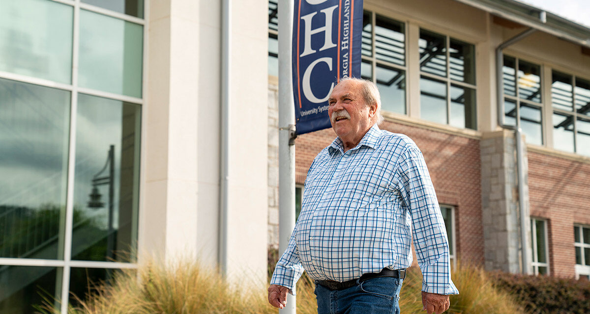 Back to School: 81-Year-Old Vietnam Veteran Charlie Whaley to graduate from Georgia Highlands College